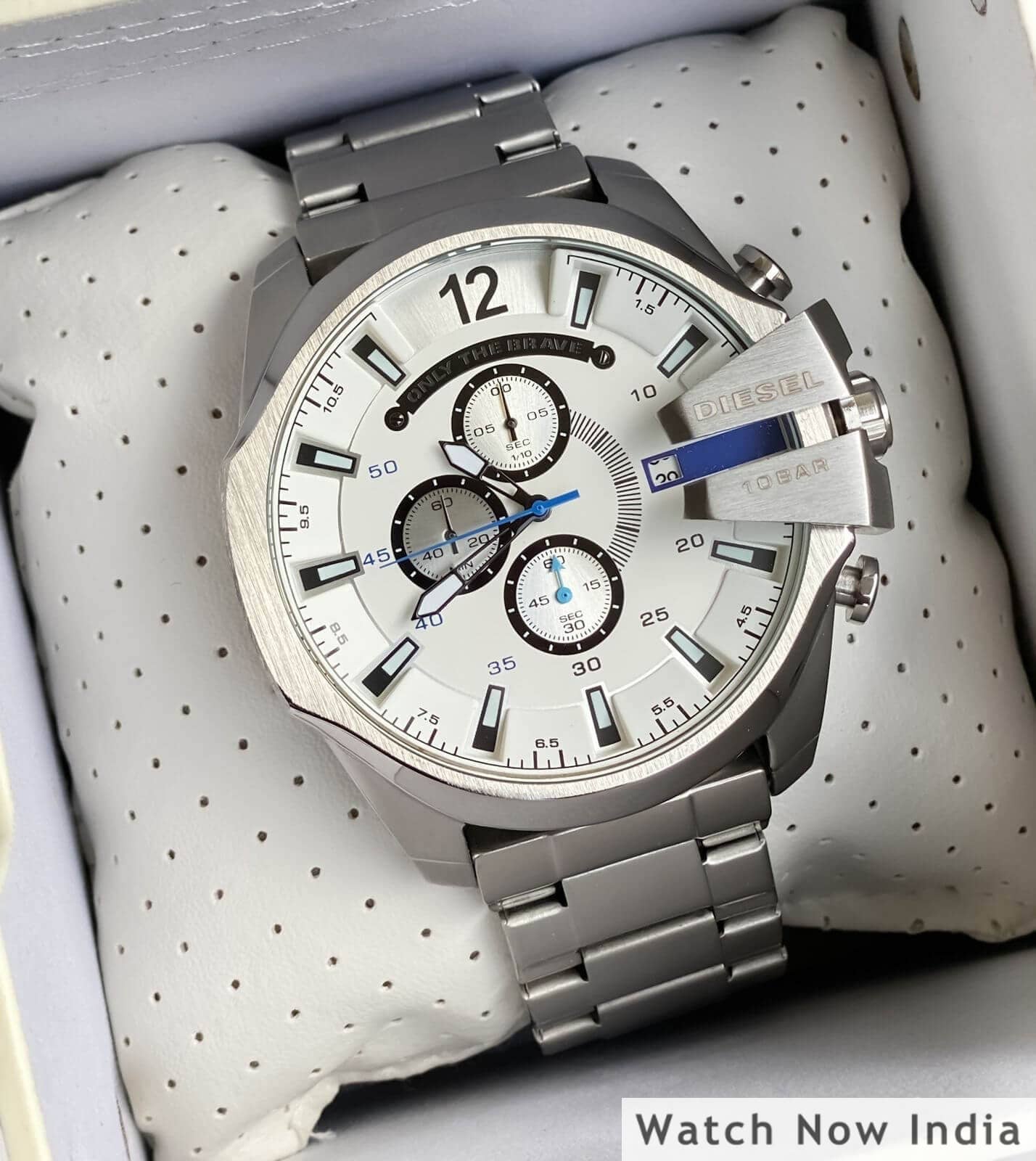 Diesel 10 Bar Silver with White Dial First Copy Price in India